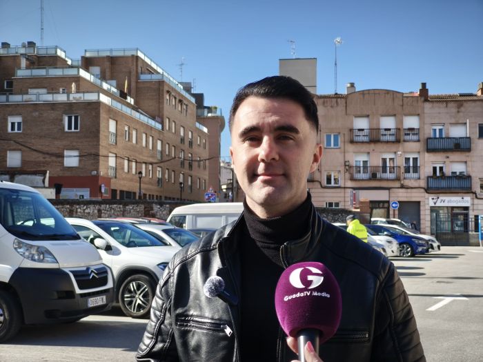 El PSOE pide a Guarinos que retire la ordenanza de la ORA, que duplica las plazas de pago, tras subir el ticket, y deje de exprimir a la ciudadanía